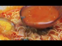 200 grammi di noodles molto piccanti di stile hongkong e vermicelli ricchi di sapore di succo