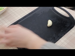 Sapore di fagioli piccanti e acidi Vermicelli e Zuppa di noodles istantanei con ricchi ingredienti