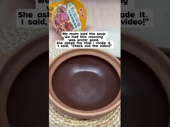 Potete usare la salsa per fare una zuppa di salsiccia.