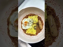 Puoi cucinare i noodles di pollo caldi così, così deliziosi!