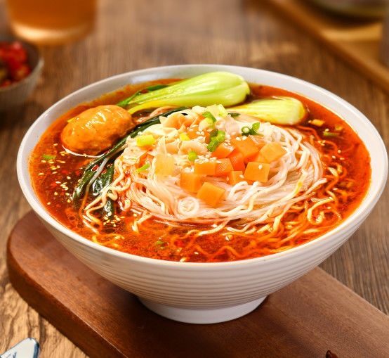 185g*12 Fagioli istantanei e vermicelli in botte Una combinazione perfetta di condimenti e ingredienti con uova