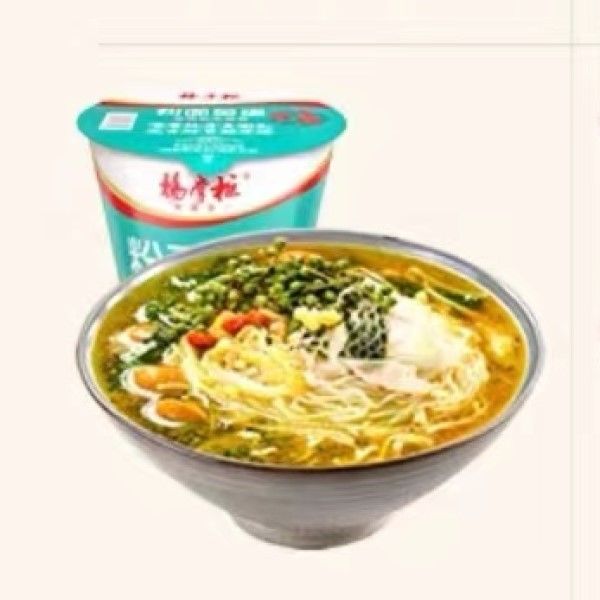 Spicy And Sweet Korean Cup Instant Noodles Combinazione Con Sapore Di Pepe Di Vermicelli Rattan