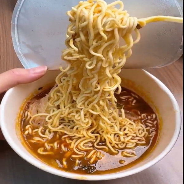 8 minuti con acqua bollente Patate dolci cinesi Vermicelli 189g*12 Cena veloce e facile