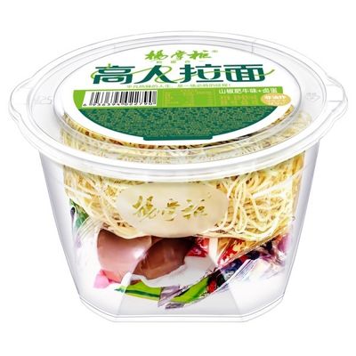 Ramen istantaneo al gusto di manzo piccante Non fritto / Noodles in tazza Manzo piccante, aspro e piccante con uovo